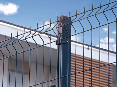 Welded Wire Mesh Fence
